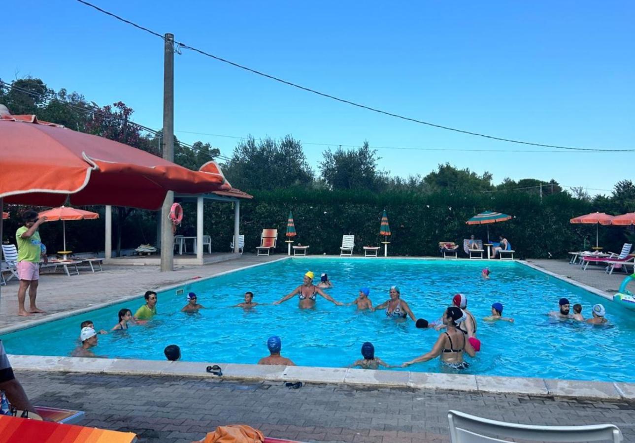 פוצ'ה ואראנו Viola Club Village & Camping מראה חיצוני תמונה